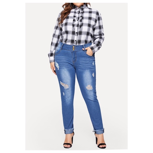 ➕ Distressed Cuffed Hem Jeans - Picture 3 of 7